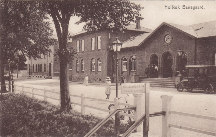 Holbæk banegård